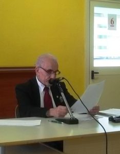 Bruno Ferraro durante la conferenza stampa