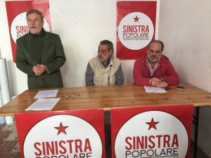 La conferenza stampa di questa mattina. Da sinistra, Fabrizio Pirro, Tommaso Verga, Massimo di Vincenzo